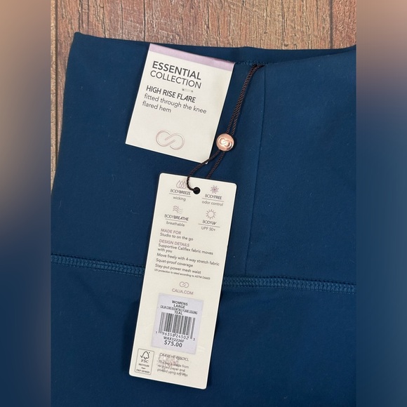 NWT TEAL Carrie Underwood Flare Leggings Large - Picture 4 of 5